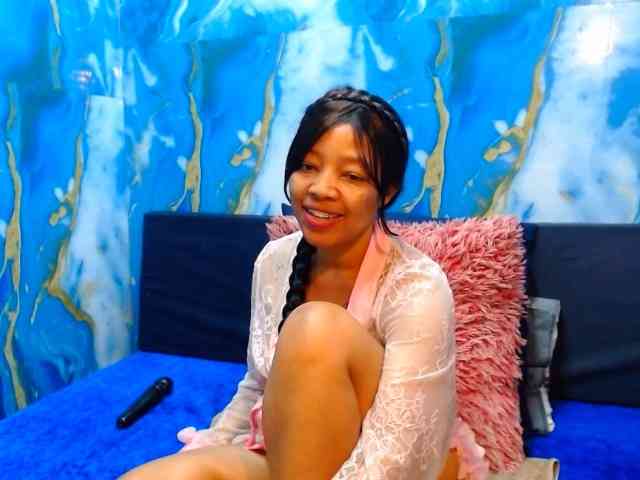 choclatelipsxxx webcam