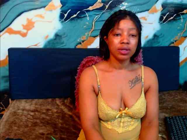 choclatelipsxxx webcam