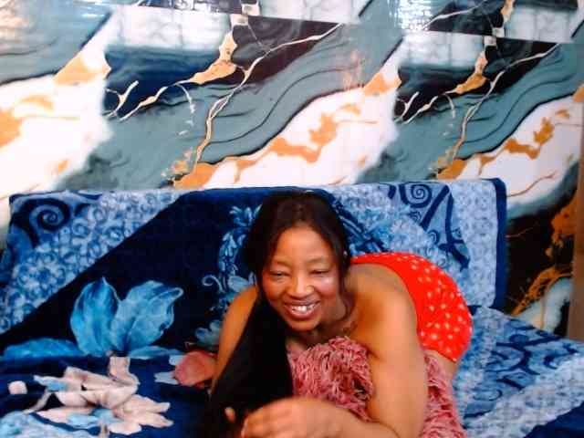 choclatelipsxxx webcam