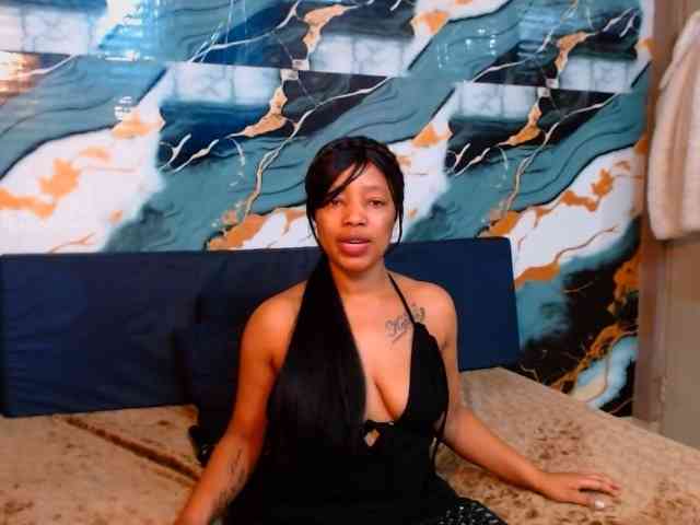 choclatelipsxxx webcam