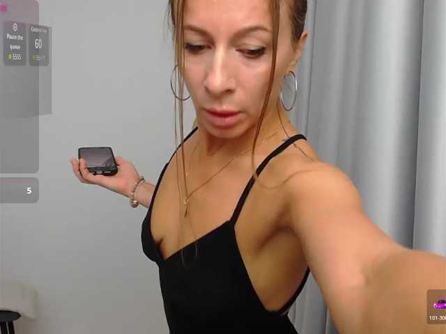 miralunaonly, live now on BongaCams