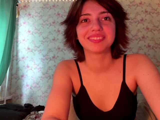 CrystalCalvaruso live cam on BongaCams