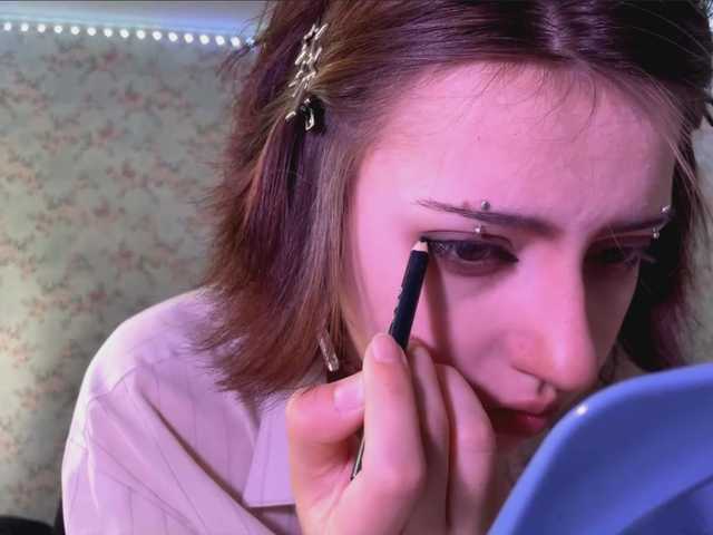 CrystalCalvaruso live cam on BongaCams