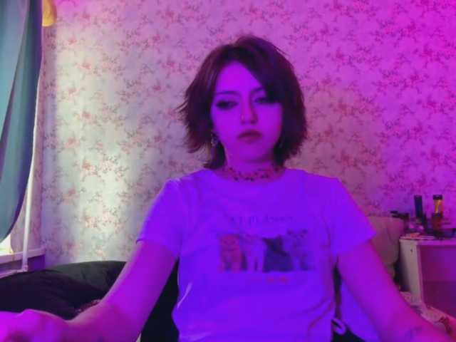 CrystalCalvaruso live cam on BongaCams