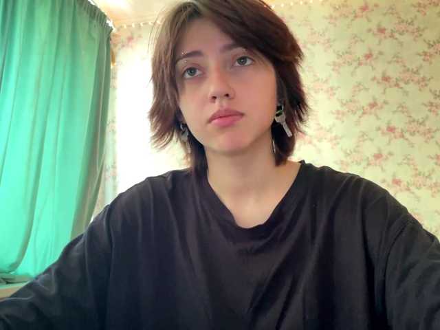 CrystalCalvaruso live cam on BongaCams