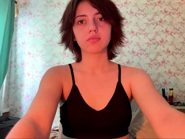 CrystalCalvaruso live cam on BongaCams