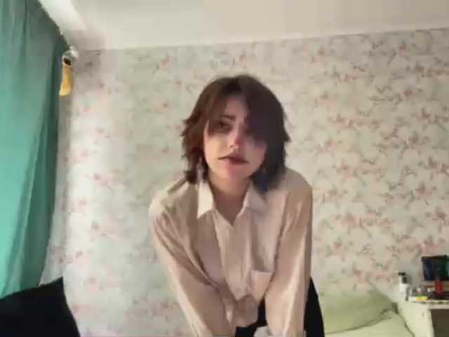 CrystalCalvaruso live cam on BongaCams