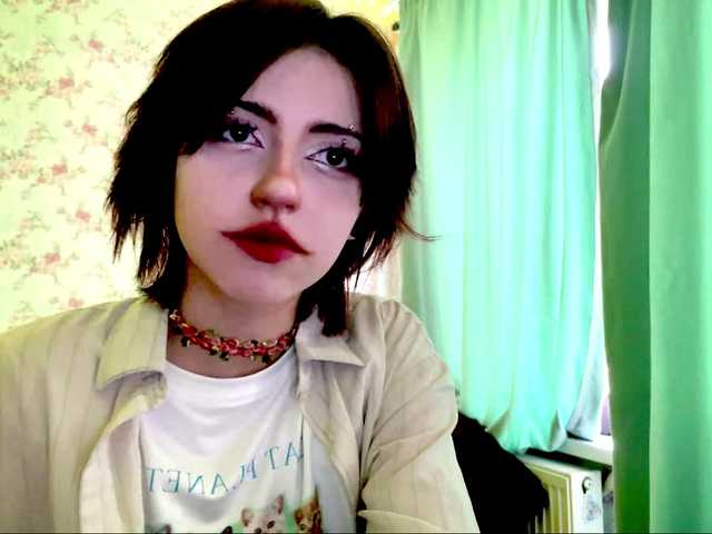 CrystalCalvaruso live cam on BongaCams