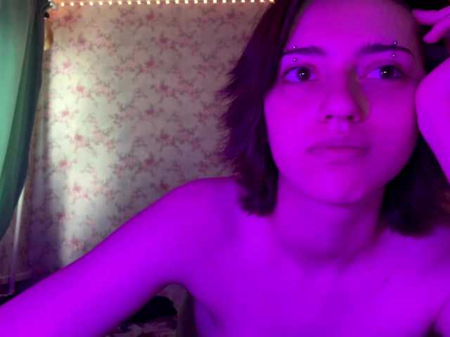 CrystalCalvaruso live cam on BongaCams