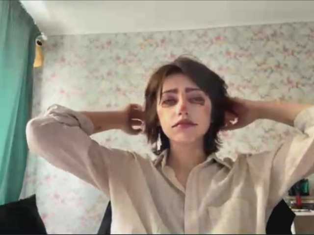 CrystalCalvaruso live cam on BongaCams