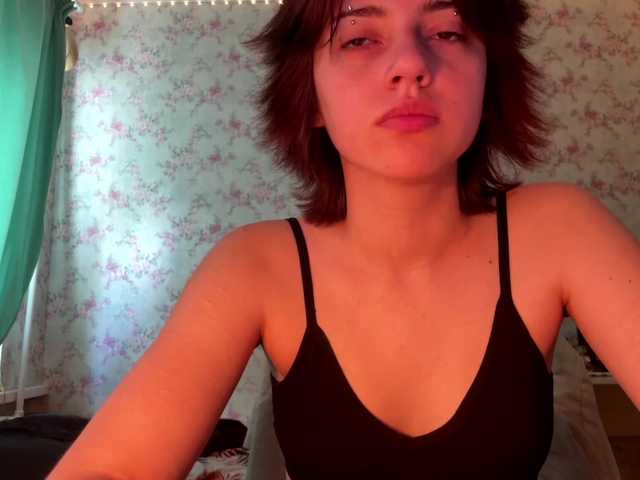 CrystalCalvaruso live cam on BongaCams