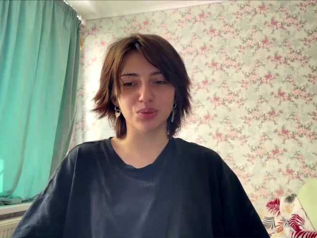 CrystalCalvaruso live cam on BongaCams