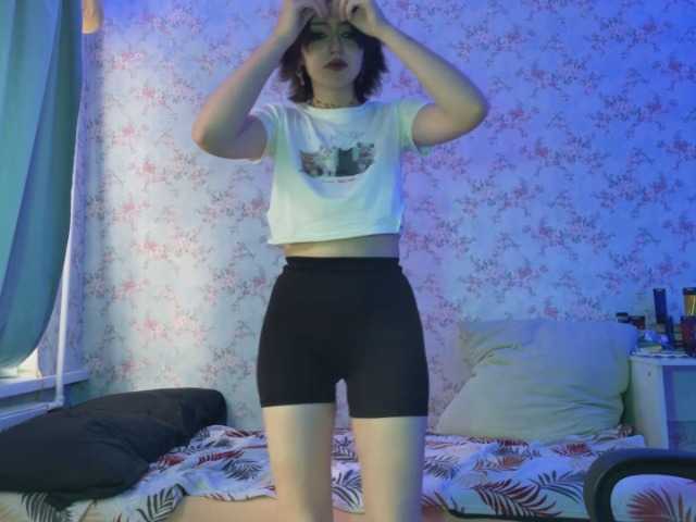 CrystalCalvaruso live cam on BongaCams