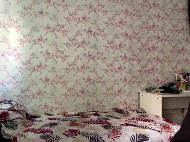 CrystalCalvaruso webcam