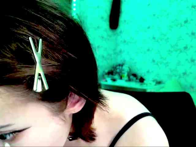 CrystalCalvaruso webcam