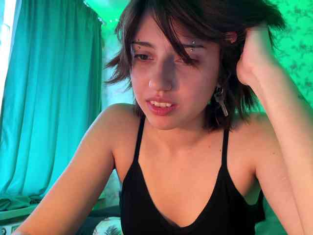 CrystalCalvaruso webcam