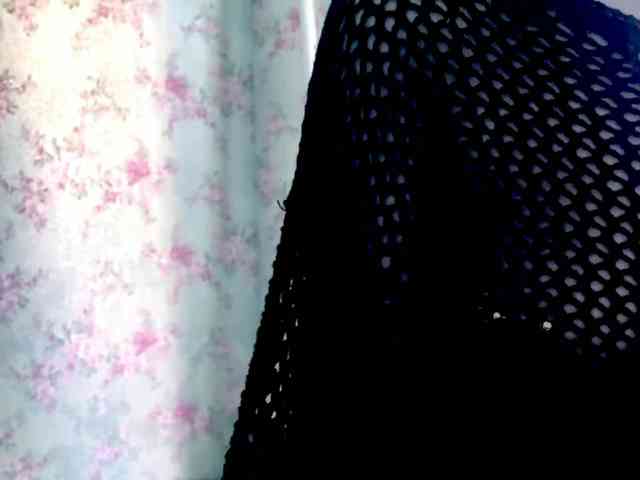 CrystalCalvaruso webcam
