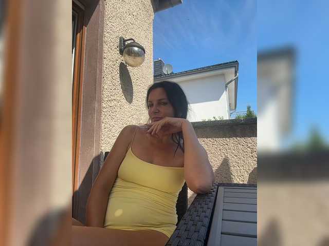 Alexastarr live cam on BongaCams