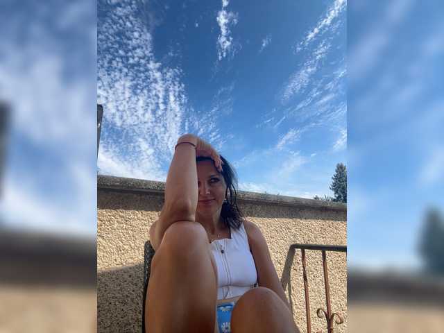 Alexastarr live cam on BongaCams
