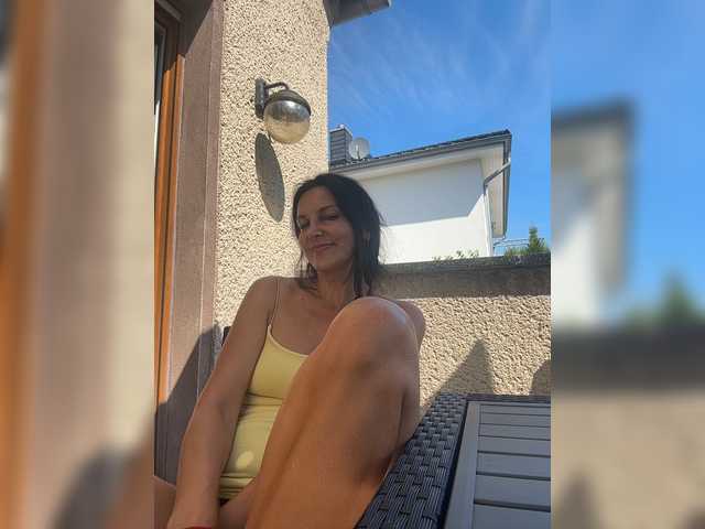 Alexastarr live cam on BongaCams