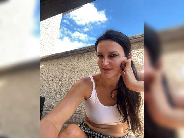 Alexastarr live cam on BongaCams