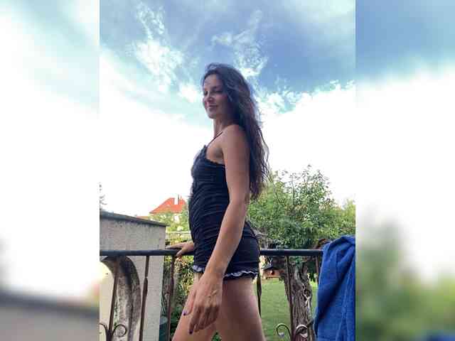 Alexastarr webcam