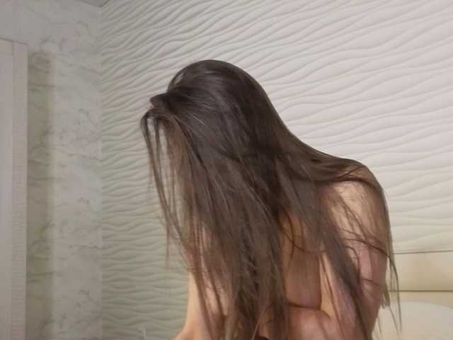 Adelmrr live cam on BongaCams