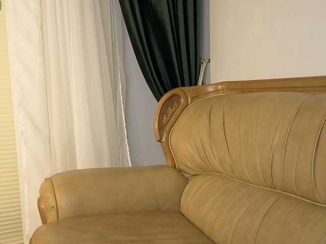 Adelmrr live cam on BongaCams
