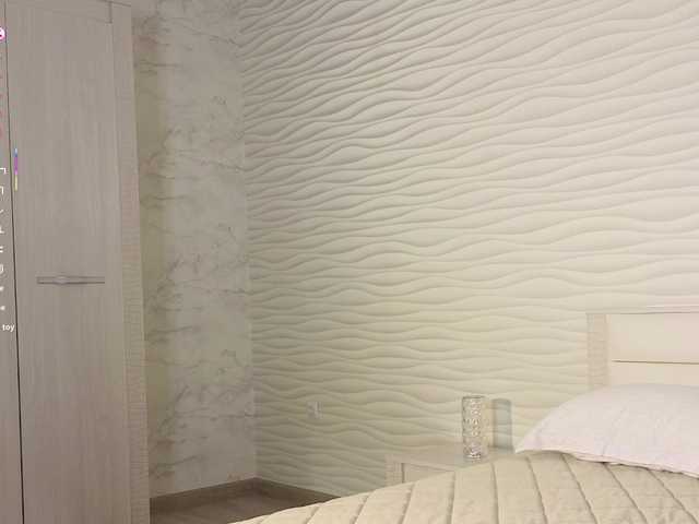 Adelmrr live cam on BongaCams