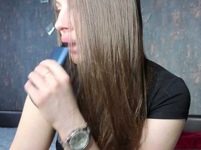 Adelmrr live webcam show