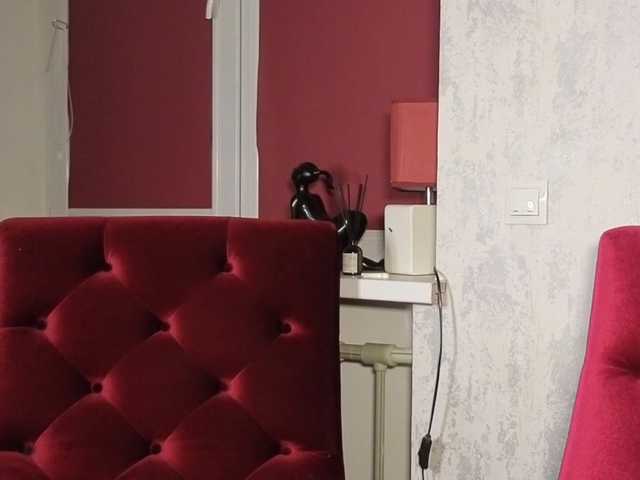 Adelmrr live cam on BongaCams