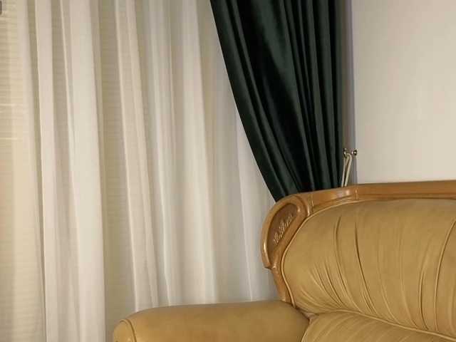 Adelmrr live cam on BongaCams