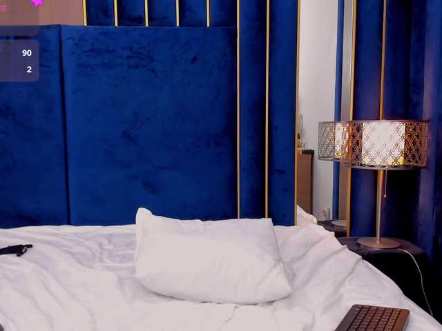 tenny-shy live cam on BongaCams