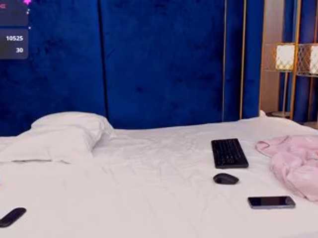 tenny-shy live cam on BongaCams