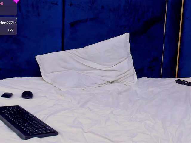 tenny-shy live cam on BongaCams