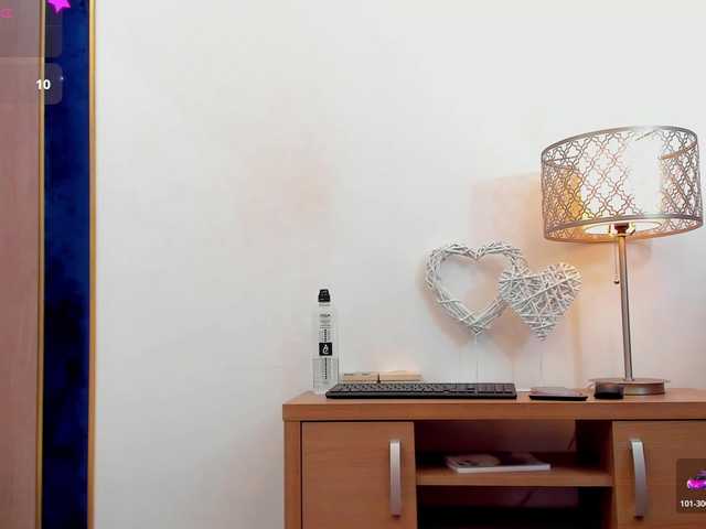 tenny-shy live webcam show