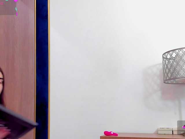 tenny-shy live cam on BongaCams
