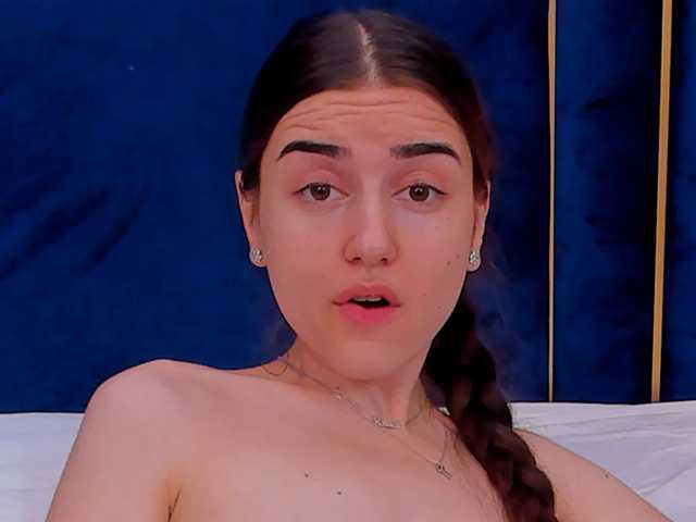 tenny-shy live cam on BongaCams