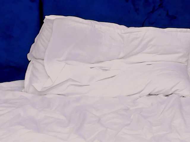 tenny-shy live cam on BongaCams