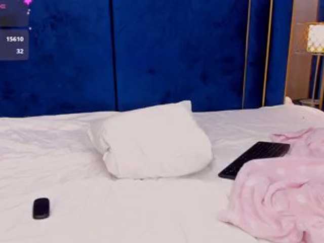 tenny-shy live cam on BongaCams