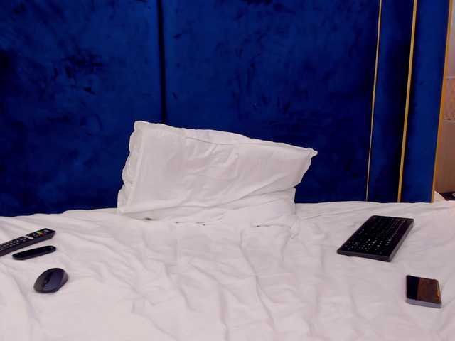 tenny-shy live cam on BongaCams