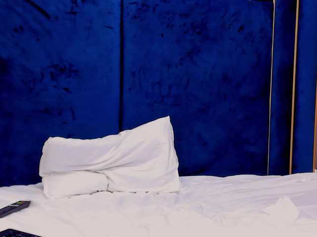 tenny-shy live cam on BongaCams