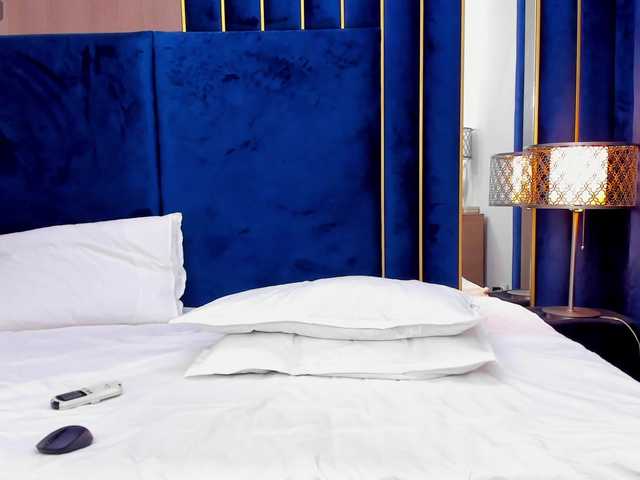 tenny-shy live cam on BongaCams