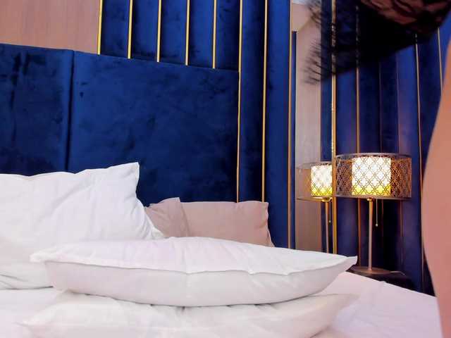 tenny-shy live cam on BongaCams