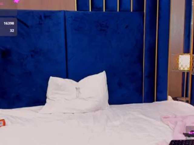 tenny-shy live cam on BongaCams