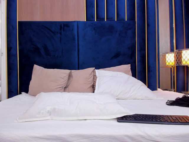 tenny-shy live cam on BongaCams