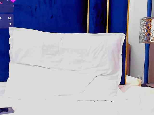 tenny-shy webcam