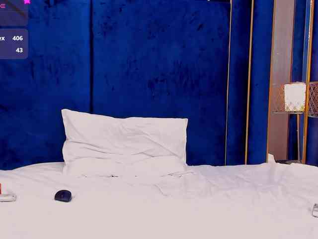 tenny-shy webcam