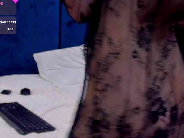 tenny-shy webcam
