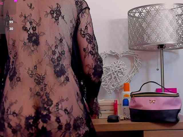 tenny-shy Live Webcam on BongaCams